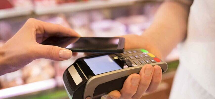 Как платить телефоном в одно касание через NFC - инструкция для новичков